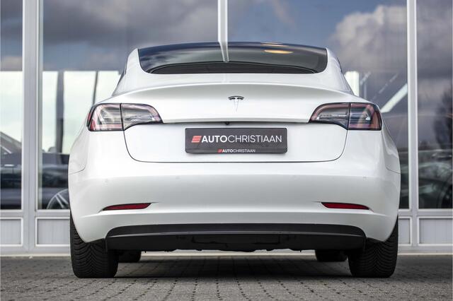 Tesla Model 3 Standard RWD Plus 60 kWh | Autopilot | NL Auto | Camera