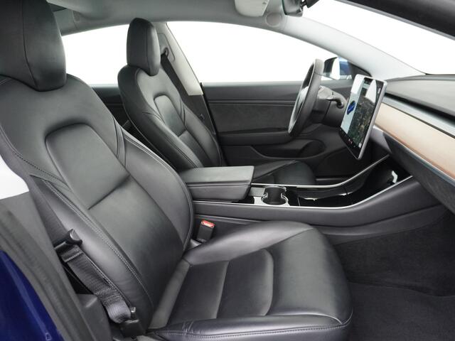 Tesla Model 3 Long Range AWD 75kWh FSD-3 Computer Lmv 18" AutoPilot Premium-Luidsprekers Leder PanoDak Adaptive cruise Camera's Elektr.-Stuur+Stoelen+Spiegels+Geheugen+Easy-Entry+Verwarmde stoelen/achterbank Park assistent Pdc WIFI Ecc Navi Lane-Assist Speed-Assist LED