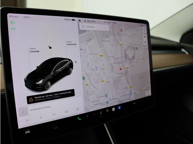 Tesla Model 3 Long Range AWD 75 kWh / Pano. dak / Elek. stoelen / Verwarmde voorstoelen / Dual motor / Long Range /
