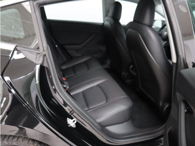 Tesla Model 3 Long Range AWD 75 kWh / Pano. dak / Elek. stoelen / Verwarmde voorstoelen / Dual motor / Long Range /