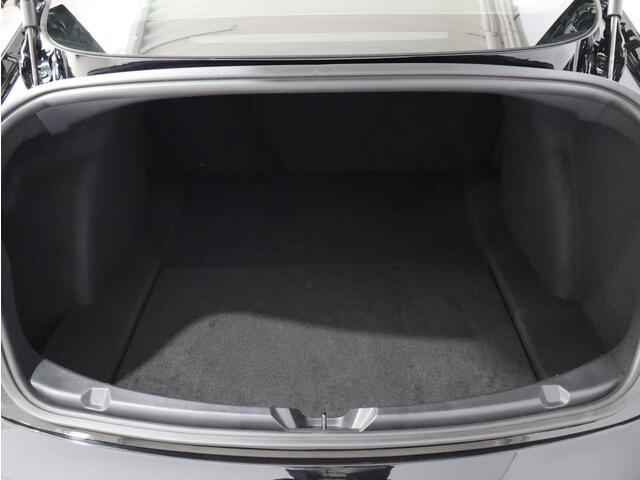 Tesla Model 3 Long Range AWD 75 kWh / Pano. dak / Elek. stoelen / Verwarmde voorstoelen / Dual motor / Long Range /