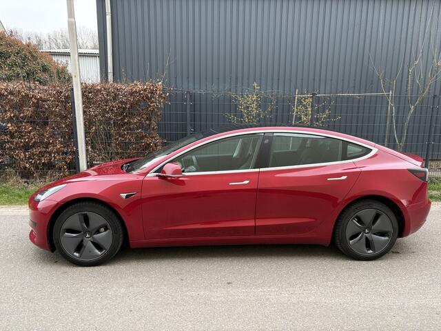 Tesla Model 3 Standard RWD Plus 60 kWh / LEER / PANORAMADAK / AUTOPILOT / 116DKM! / INCL BTW