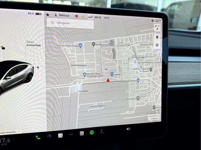 Tesla Model 3 Standard RWD Plus Trekhaak, Panoramadak, Camera