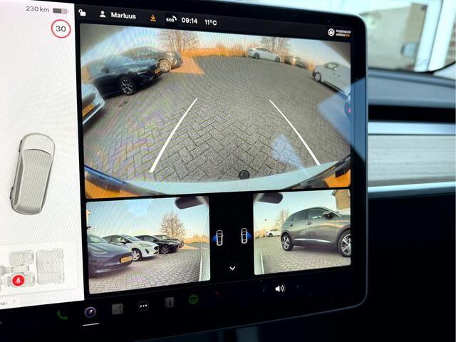 Tesla Model 3 Standard RWD Plus Trekhaak, Panoramadak, Camera