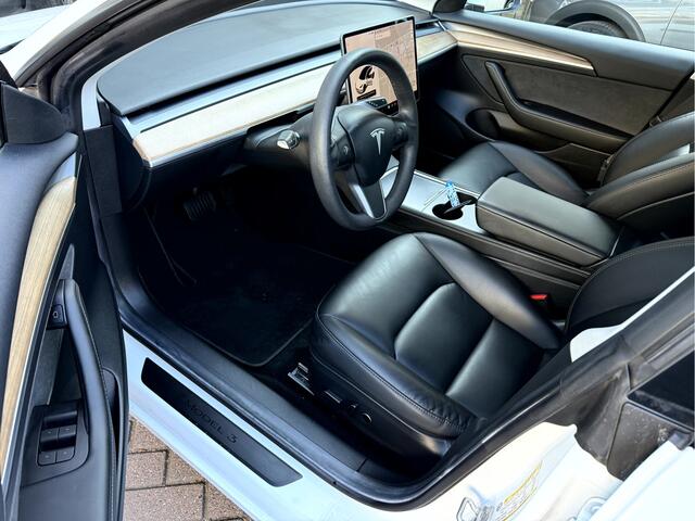 Tesla Model 3 Long Range AWD 75 kWh Stoel/Stuur Verwarming, Warmtepomp, Panoramadak, Camera