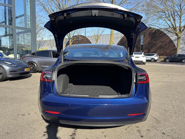 Tesla Model 3 Performance AWD 75 kWh VAN ¤34.900,- VOR ¤32.770,- UW LENTEVOORDEEL ¤2.130,- | ORIG. NL. NAP KM. | WIT LEDER