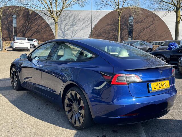 Tesla Model 3 Performance AWD 75 kWh VAN ¤34.900,- VOR ¤32.770,- UW LENTEVOORDEEL ¤2.130,- | ORIG. NL. NAP KM. | WIT LEDER