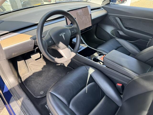 Tesla Model 3 Standard RWD Plus 60 kWh
