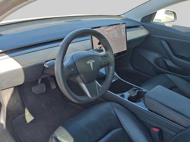 Tesla Model 3 Standard RWD Plus 60 kWh