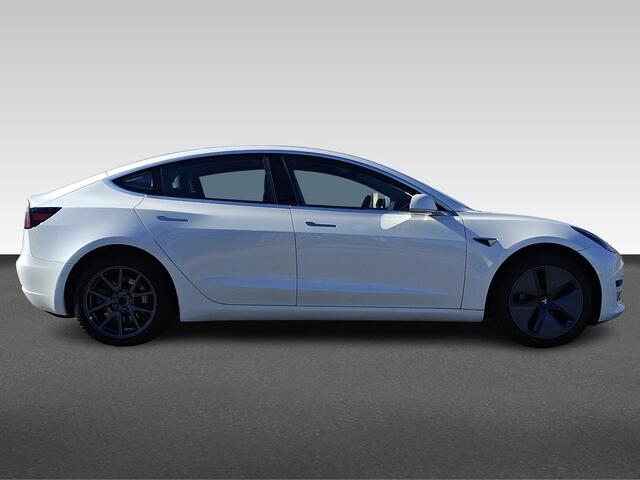 Tesla Model 3 Standard RWD Plus 60 kWh