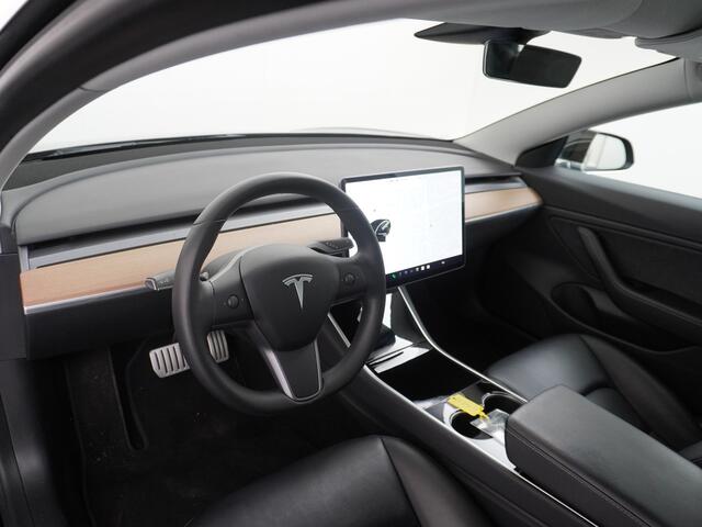 Tesla Model 3 Performance 513pk 0-100kmh in 3,4 sec. 20"lm FSD-3 computer AutoPilot Carbon-Spoiler Premium-HiFi Pano.dak Camera Leer Adaptive-Cruise+Stop&Go PDC-A+Voor Wifi Ecc Pdc Cruise Dual Motor! Long Range 75kWh Stoel en achterbank verwarming Keyless Navi full map