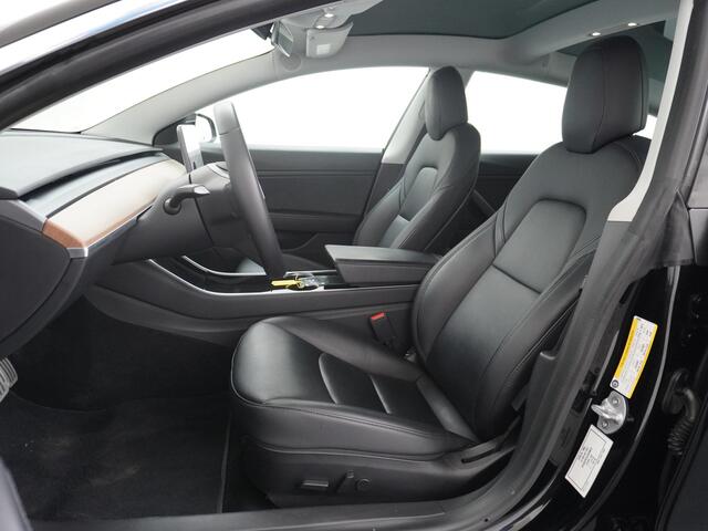 Tesla Model 3 Performance 513pk 0-100kmh in 3,4 sec. 20"lm FSD-3 computer AutoPilot Carbon-Spoiler Premium-HiFi Pano.dak Camera Leer Adaptive-Cruise+Stop&Go PDC-A+Voor Wifi Ecc Pdc Cruise Dual Motor! Long Range 75kWh Stoel en achterbank verwarming Keyless Navi full map