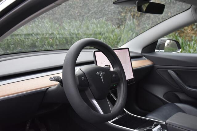 Tesla Model 3 Long Range AWD 75 kWh | AUTO PILOT | 360 CAMERA
