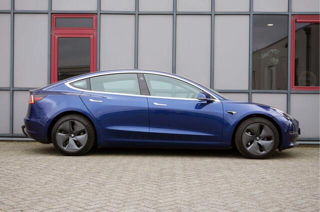 Tesla Model 3 Long Range AWD 75kWh Trekhaak Autopilot