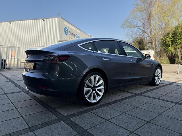 Tesla Model 3 Range Plus RWD | Autopilot | Panorama | Leder |