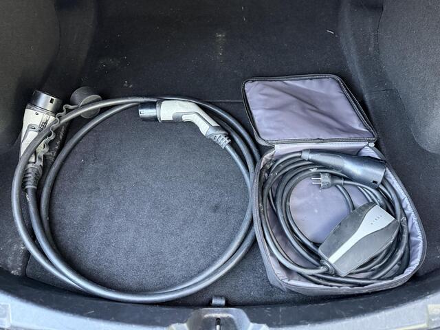 Tesla Model 3 Range Plus RWD | Autopilot | Panorama | Leder |