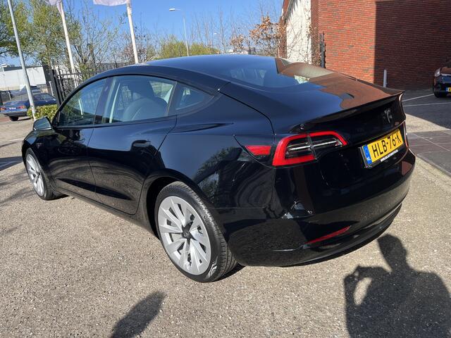 Tesla Model 3 Standard RWD Plus 60 kWh // LEDER // PANODAK // ELEK.STOELEN+GEHEUGEN // AUTOPILOT /// 360 CAMERA // NAVI //