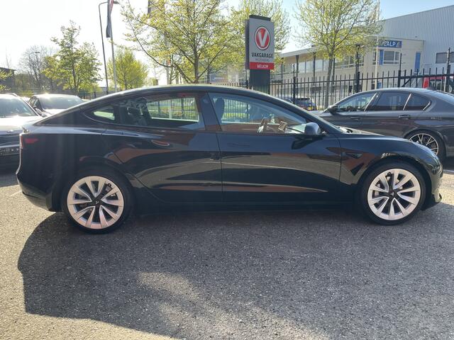 Tesla Model 3 Standard RWD Plus 60 kWh // LEDER // PANODAK // ELEK.STOELEN+GEHEUGEN // AUTOPILOT /// 360 CAMERA // NAVI //