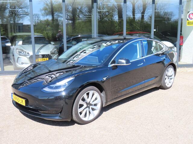 Tesla Model 3 Standard RWD Plus 60 kWh