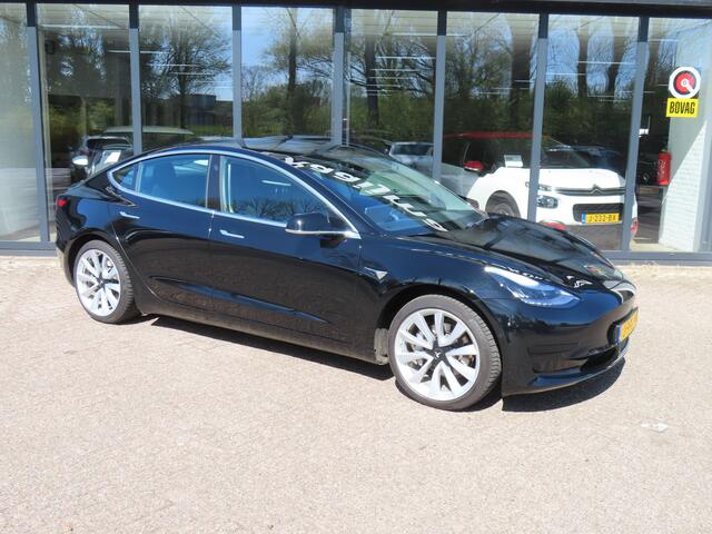 Tesla Model 3 Standard RWD Plus 60 kWh