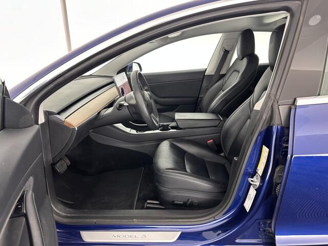 Tesla Model 3 Long Range AWD 75 kWh [ 3-Fase ] (INCL-BTW) Aut. *PANO | AUTO-PILOT | NAPPA-LEATHER | KEYLESS | FULL-LED | MEMORY-PACK | SURROUND-VIEW | DAB | CARPLAY | DIGI-COCKPIT | LANE-ASSIST | COMFORT-SEATS | 19"ALU*