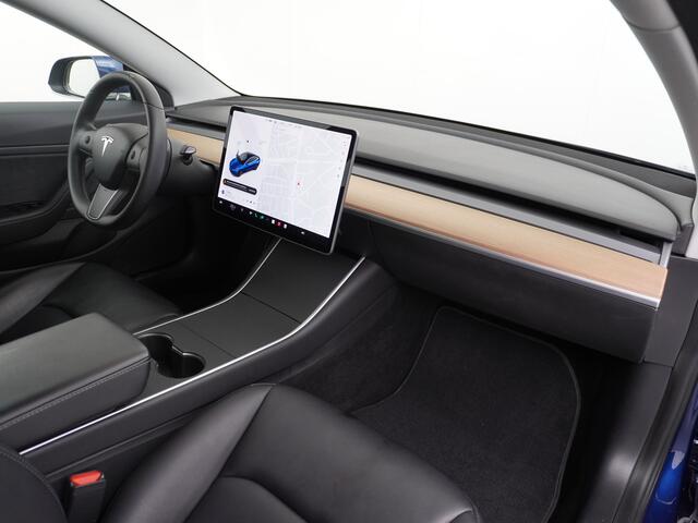 Tesla Model 3 Long Range 75kWh 463PK 18" FSD-Full Self Driving Computer-3 Premium Audio 4wd AutoPilot Panoramadak Camera's Leer Adaptive-Cruise-Control+Stop&Go Pdc-a+v Dual-Ecc Dual-Motor AWD Keyless(via GSM) Stoel en achterbank verwarming Electr.Stoelen+Memory+Easy-En