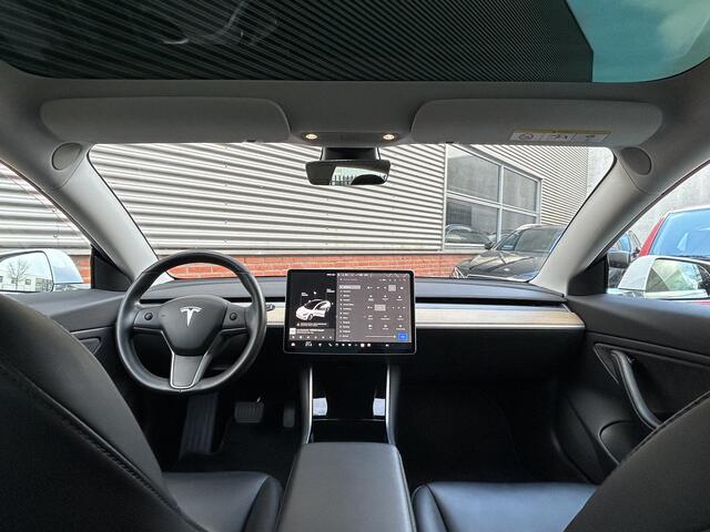 Tesla Model 3 Standard RWD Plus 60 kWh | Panoramadak | Leder | Auto Pilot |