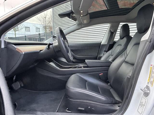 Tesla Model 3 Standard RWD Plus 60 kWh | Panoramadak | Leder | Auto Pilot |