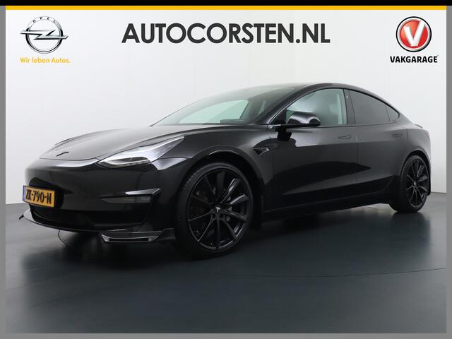 Tesla Model 3 RWD! Long Range UNIEK Grootste Accu+Actieradius bij Lichtste gewicht 78,8kWh 19" Spoilers Spec.Bumpers Difuser Div.Carbon FSD-Full Self Driving Computer Premium Audio AutoPilot Panoramadak Camera's Leer Adaptive-Cruise-Control+Stop&Go Pdc Ecc Keyless Stoe