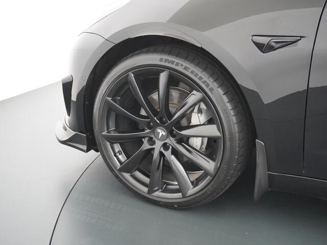 Tesla Model 3 RWD! Long Range UNIEK Grootste Accu+Actieradius bij Lichtste gewicht 78,8kWh 19" Spoilers Spec.Bumpers Difuser Div.Carbon FSD-Full Self Driving Computer Premium Audio AutoPilot Panoramadak Camera's Leer Adaptive-Cruise-Control+Stop&Go Pdc Ecc Keyless Stoe