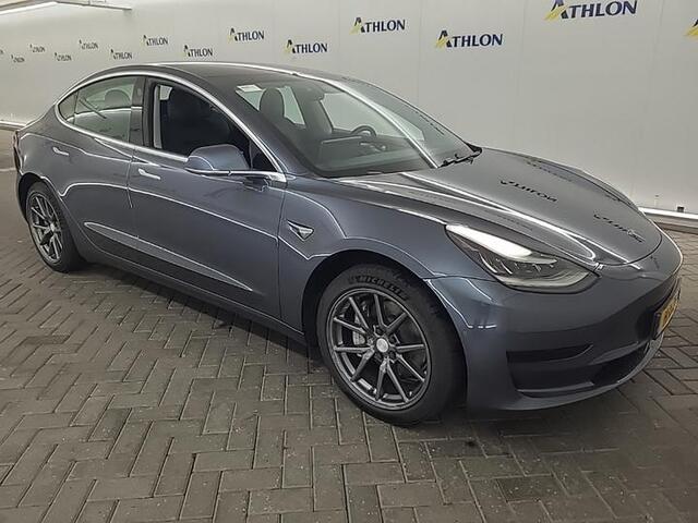 Tesla Model 3 Range Plus RWD | Autopilot | Panorama | Leder |