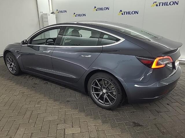 Tesla Model 3 Range Plus RWD | Autopilot | Panorama | Leder |