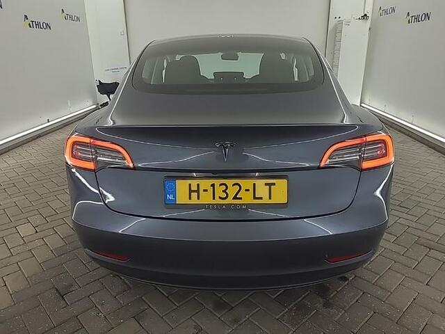 Tesla Model 3 Range Plus RWD | Autopilot | Panorama | Leder |