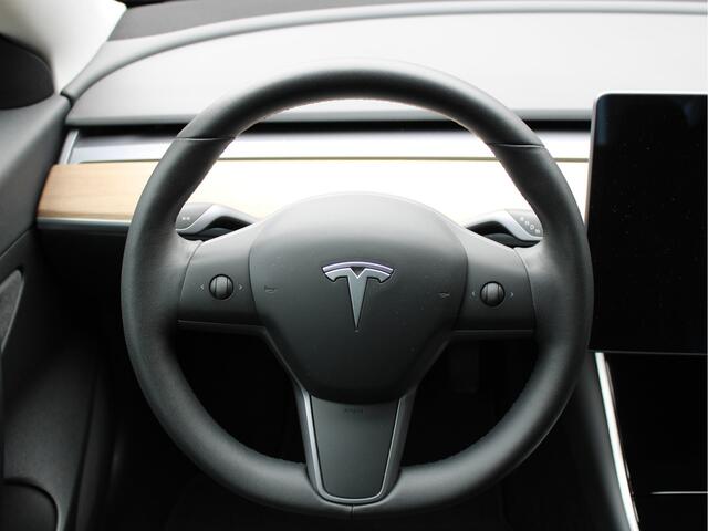 Tesla Model 3 Standard RWD Plus 60 kWh 1e Eig./Autopilot/Panoramadak/NAVI/PDC/Leder/Adaptive Cruise/Stoelverwarming