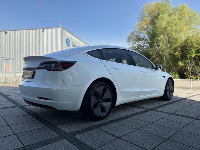 Tesla Model 3 Range Plus RWD | Autopilot | Panorama | Leder |