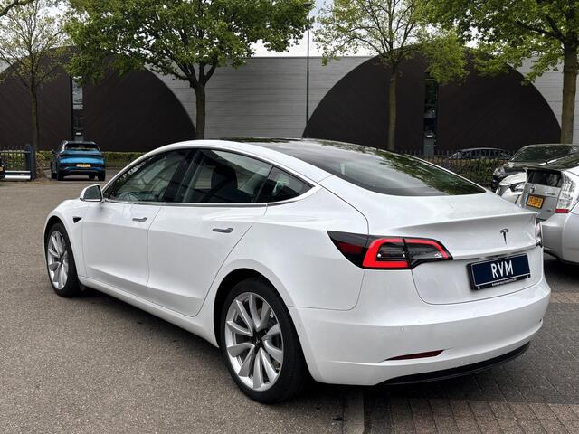Tesla Model 3 Standard RWD Plus 60 kWh AUTOPILOT | LEDER | RIJKLAAR INCL. 12 MND. BOVAGGARANTIE