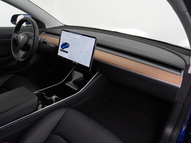Tesla Model 3 RWD SR+ 60kWh 325PK FSD 3-Computer Lmv 19" AutoPilot Leder PanoDak Adaptive-Cruise Lmv Camera's Elektr.-Stuur+Stoelen+Spiegels+Geheugen+Easy-Entry+Verwarmde stoelen Park assistent PDC WIFI Lane-Assist Speed-Assist Navi LED Comfortstoelen ACC DAB Keyless e