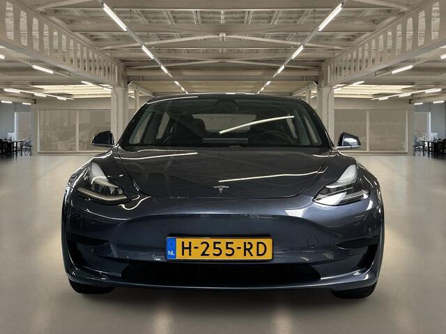 Tesla Model 3 Standard RWD Plus 60 kWh Full driving computer, trekhaak..