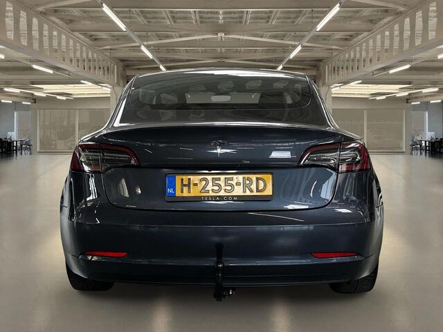 Tesla Model 3 Standard RWD Plus 60 kWh Full driving computer, trekhaak..