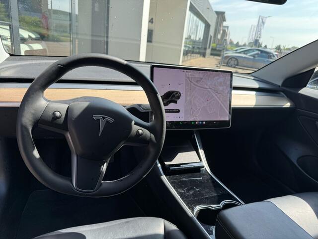 Tesla Model 3 Standard RWD Plus 60 kWh*Autopilot*