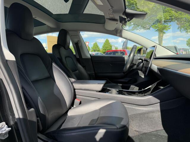 Tesla Model 3 Long Range RWD 75 kWh 1e Eigenaar,Autopilot,Panodak,BTW Auto,Leder,360 Camera,NL Auto,N.A.P,Nieuwe APK bij Aflevering