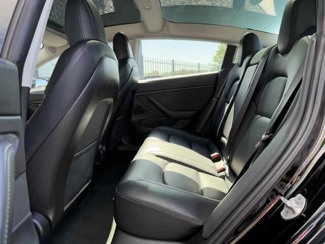 Tesla Model 3 Long Range RWD 75 kWh 1e Eigenaar,Autopilot,Panodak,BTW Auto,Leder,360 Camera,NL Auto,N.A.P,Nieuwe APK bij Aflevering