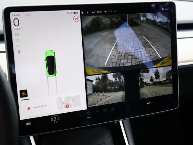 Tesla Model 3 Standard RWD Plus 60 kWh (239 PK) 2e-Eig. Dealer-Onderh. BOVAG-Garantie. NL-Auto. Panoramadak, Autopilot, Achteruitrijcamera, Keyless-Entry/Start, Parkeersensoren-V+A, Licht-Zicht-Pakket, Lm-Velgen-18Inch, Privacy-Glas