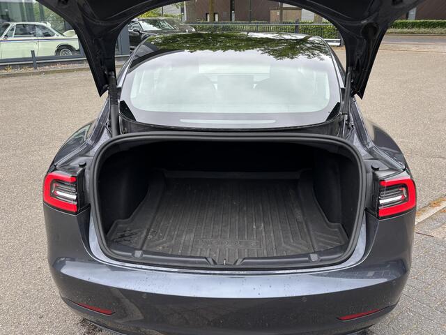 Tesla Model 3 Standard RWD Plus 60 kWh AUTOPILOT | LEDER | PANO