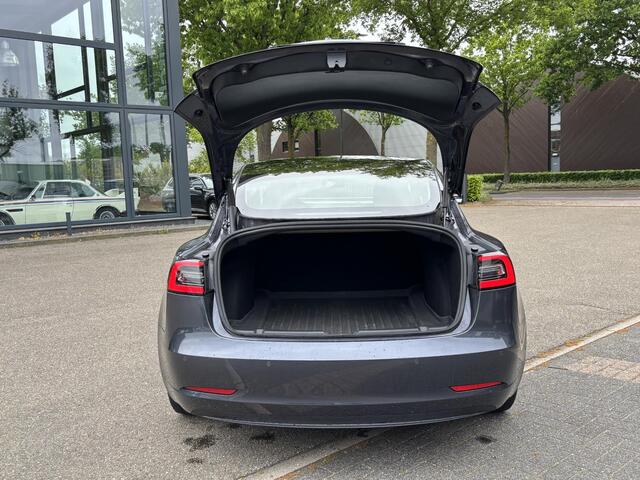 Tesla Model 3 Standard RWD Plus 60 kWh AUTOPILOT | LEDER | PANO