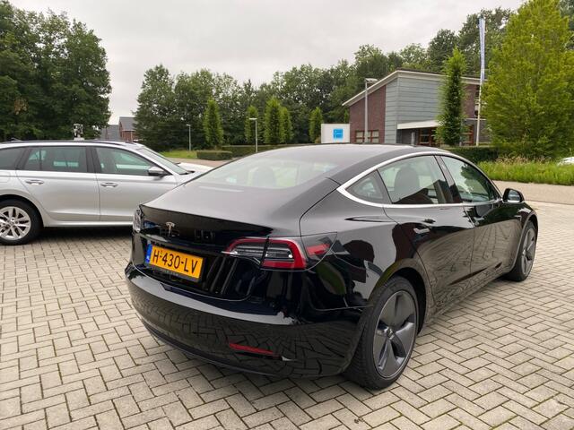 Tesla Model 3 STND.RWD PLUS 60 KWH
