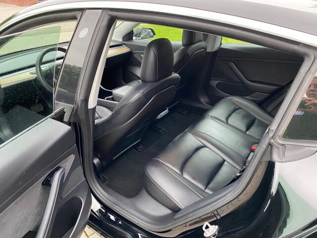 Tesla Model 3 STND.RWD PLUS 60 KWH