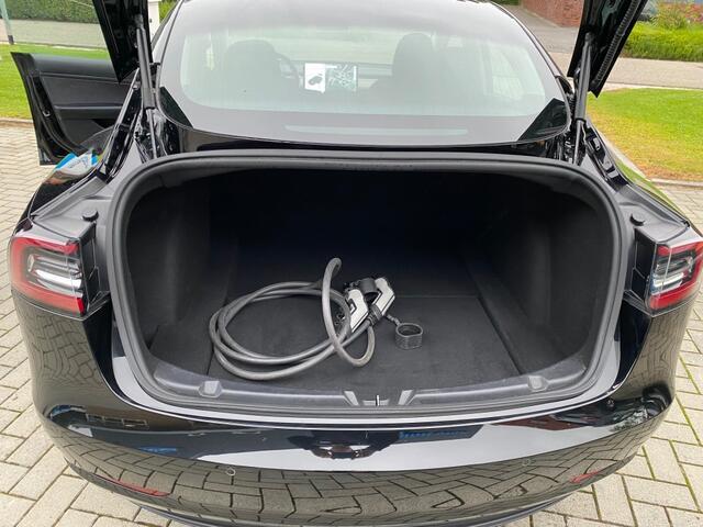 Tesla Model 3 STND.RWD PLUS 60 KWH