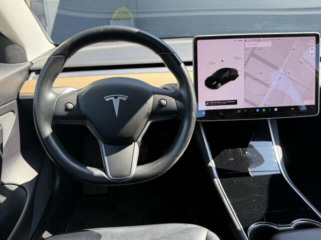 Tesla Model 3 Long Range AWD 75 kWh 2e Eigenaar,Autopilot,Panodak,Leder,360 Camera,NL Auto,N.A.P,APK tot 03-2027