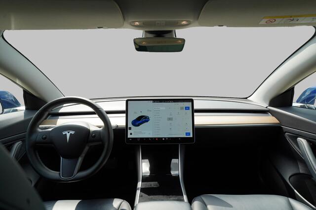 Tesla Model 3 Standard RWD Plus 60 kWh